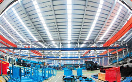 圖說怪手環(huán)臺凈灘活動，智繪山河智能環(huán)保節(jié)能