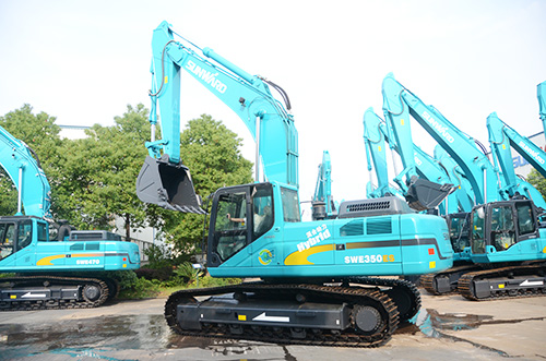 圖說怪手環(huán)臺凈灘活動，智繪山河智能環(huán)保節(jié)能