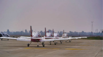 山河四機(jī)飛行編隊(duì)驚艷堯城（太原）國際通用航空飛行大會