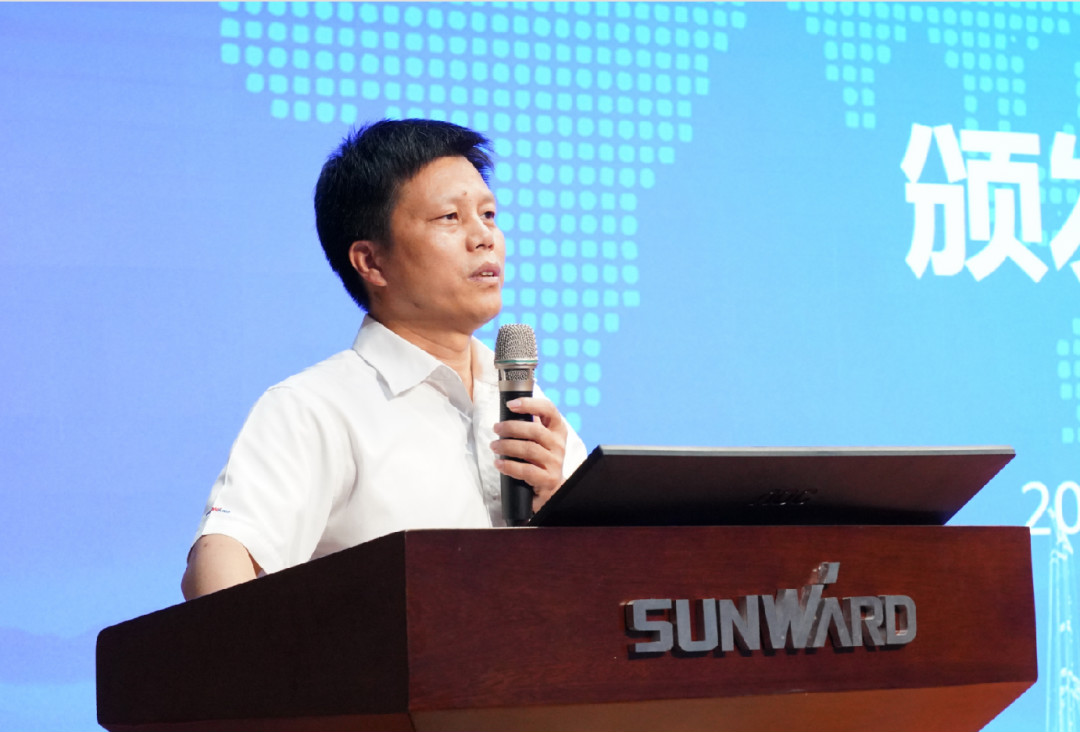 致敬研發(fā) | 山河智能舉辦職稱評定工作總結(jié)暨職稱證書頒發(fā)儀式