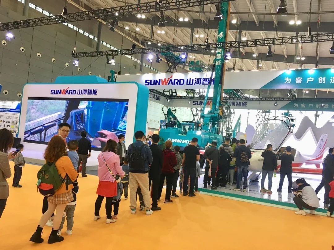“機甲盛宴”長沙展圓滿收官！山河智能展區(qū)亮點精彩回顧