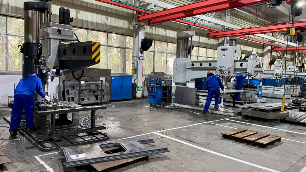 鉚足“虎”勁加油干！山河智能掀起復(fù)工復(fù)產(chǎn)熱潮